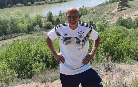 Юрий кротов футболист казахстан