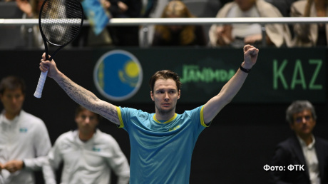 Бублик разгромил оппонента из Монако