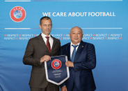 Президенты КФФ и УЕФА обозначили ключевые проекты по развитию футбола в Казахстане