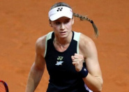 Елена Рыбакина разгромила сенсационную теннисистку и завоевала третий титул в году