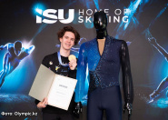 Михаил Шайдоров отдал свой костюм в Олимпийский музей