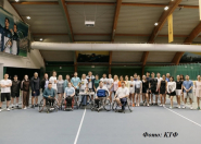 Тең мүмкіндіктер алаңы: Арбадағы теннисшілерге арналған қайырымдылық додасы