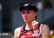 Волевая победа: Рыбакина переиграла Чжэн Циньвэнь на турнире WTA 1000