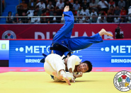 Нурмухамет Ботабай завоевал золото на турнире European Open в Испании